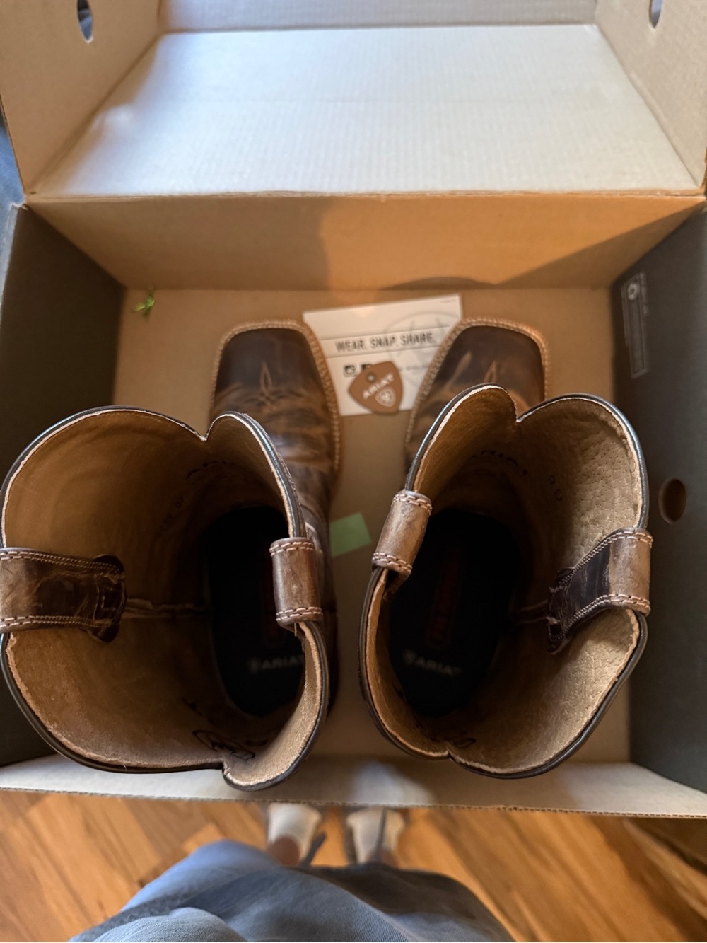 Ariat Brown Distressed Leather Western Boots with Classic Stitching - Picture 2 of 8